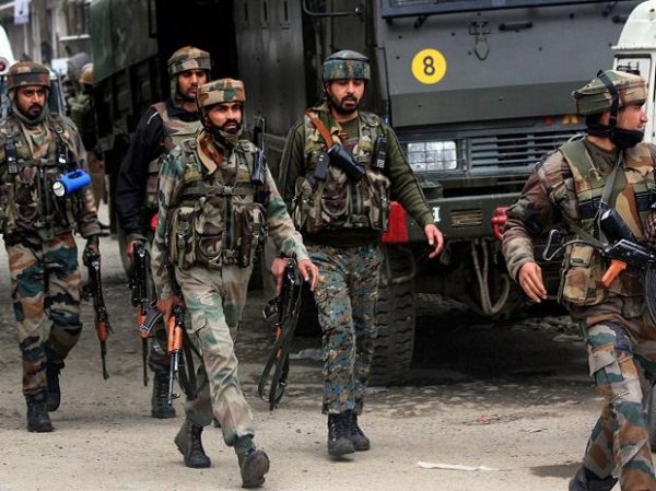 Militant who shot at cop killed in encounter in Jammu & Kashmir's Pulwama