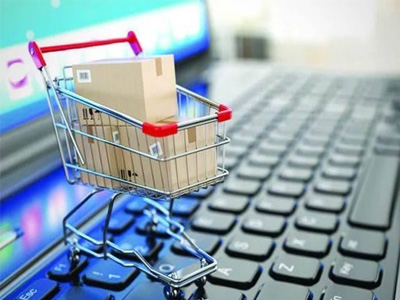 Small fashion e-tailers bank on Flipkart, Amazon, other big players for survival