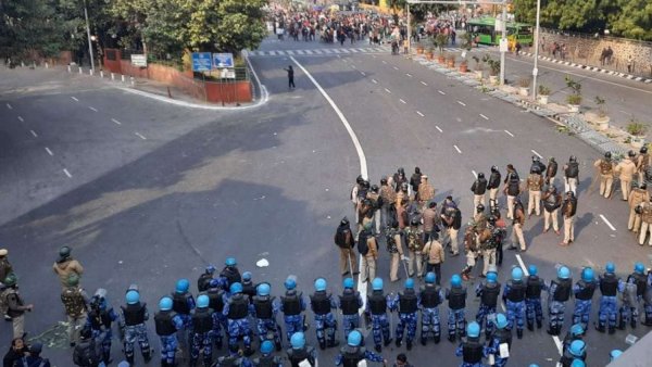 Govt suspends internet services in parts of Delhi till January 31