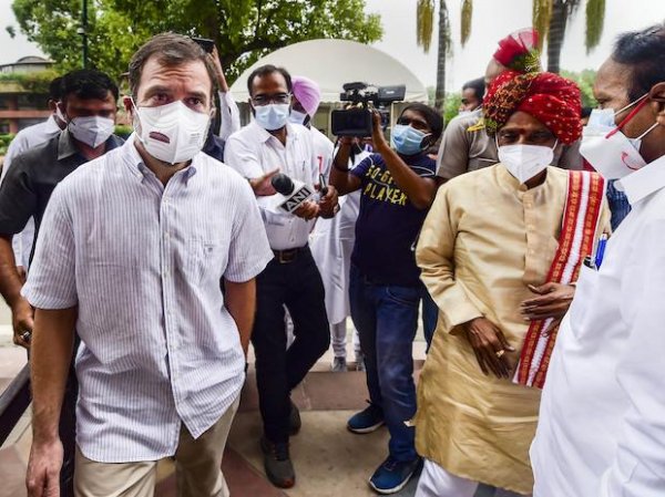 Rahul urges FM to extend moratorium on repayment of short-term crop loans