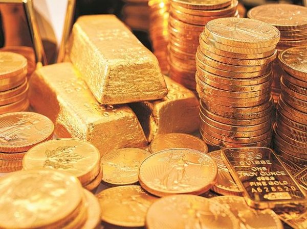 Gold price today at Rs 48,050 per 10 gm, silver selling at Rs 64,600 a kg