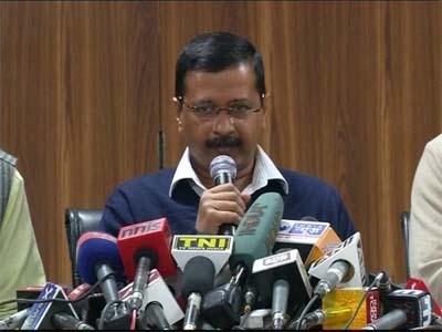 Delhi govt suspends two officers; 200 colleagues threaten to go on mass leave