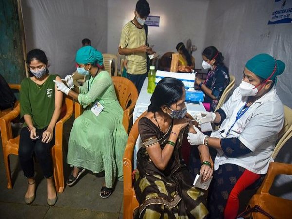Covid-19: India records 42,625 fresh cases and 562 deaths in a day