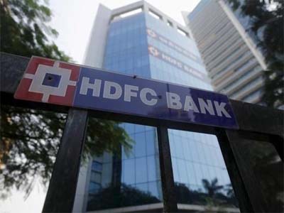 HDFC earns Rs 787 crore from stake sale in mutual fund arm during September quarter
