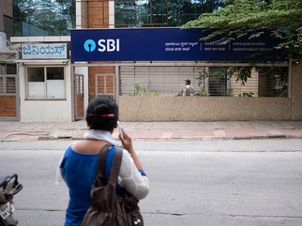 SBI to raise Rs 6,000 crore in capital through additional tier-I bonds