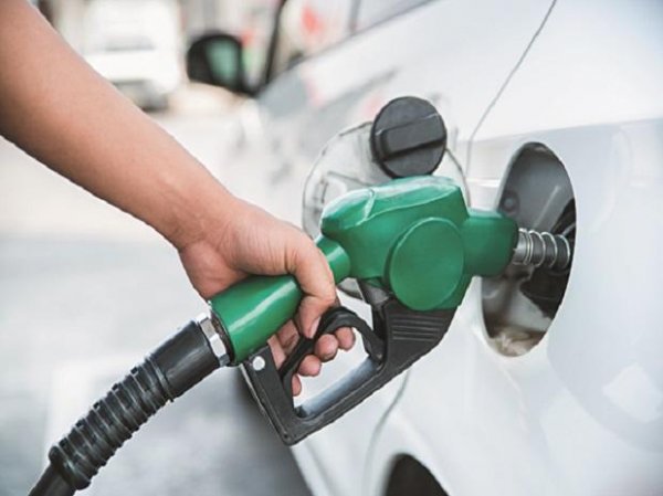 Petrol, diesel price rise on hold after 4 consecutive days of hike