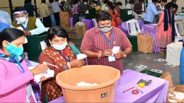 GHMC elections: Counting of votes underway, BJP takes lead in early trends