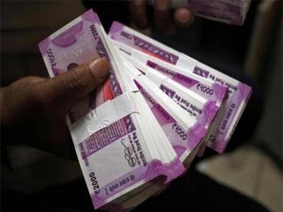 Rupee turns weaker by 9 paise to 65.10 against dollar