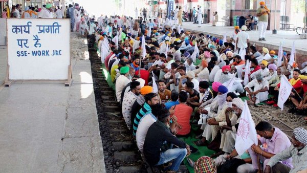 Farmers' body extends 'rail roko' agitation in Punjab till Oct 8