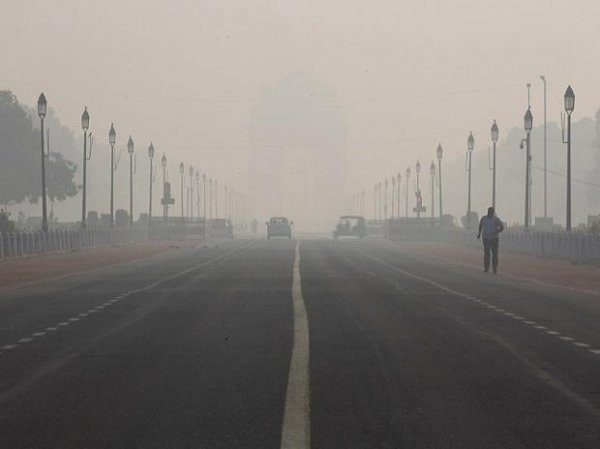 Delhi's air quality falls to 'very poor' after nation celebrates Diwali
