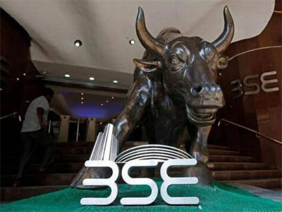 Sensex down 102 points in cautious trade