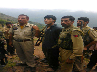 J&K encounter: One Pakistani militant captured alive, another killed in gun battle