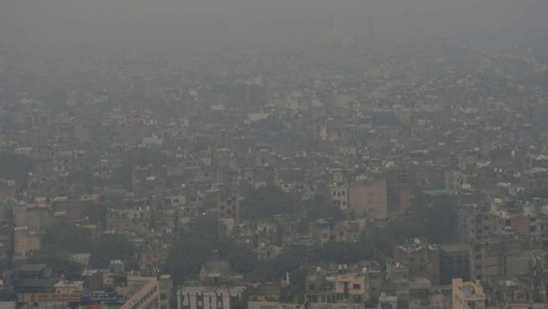 Delhi continues to choke as air quality remains in 'severe' category, AQI at 533