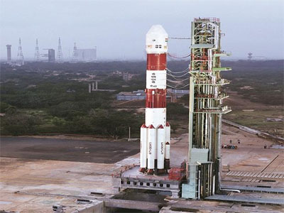 Isro wants private players to take over PSLV, satellite production by 2020