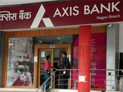 Axis Bank's Praveen Bhatt delves over customer centricity in a digital age