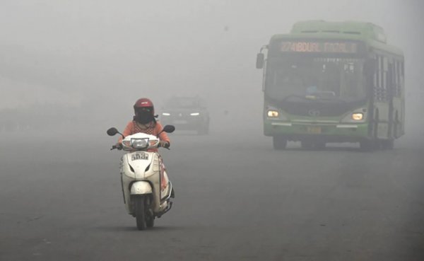 Delhi's air quality still in 'severe' category with overall AQI of 432