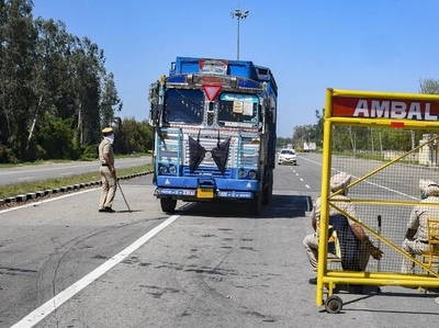 90% of trucks in India are now off roads amid coronavirus lockdown