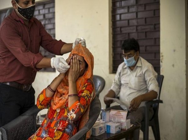 India records 92,256 Covid-19 cases; 2,219 deaths in last 24 hours