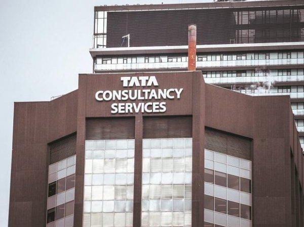TCS begins Q3 results season with a bang; net profit up 7.2% to Rs 8,701 cr