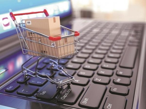 E-commerce firms clock $2.7 bn in sales in first four days of festive sale