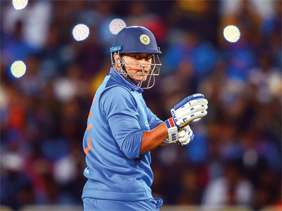 Dhoni not to play last 2 ODIs, likely to have played last game on Indian soil