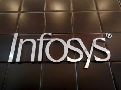 Infosys hits new high of Rs 774 ahead of March quarter results