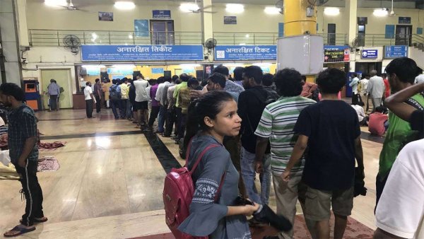 Maharashtra COVID-19 news: BIG update on sale of platform tickets in Mumbai